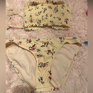 Bandeau style bikini set